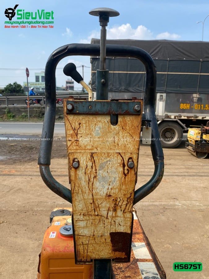 Xe lu rung dắt tay 750Kg Sakai HS67ST Nhật Bản (5HS210126)