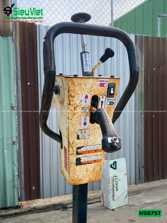 Xe lu rung dắt tay 750Kg Sakai HS67ST Nhật Bản (5HS210126)