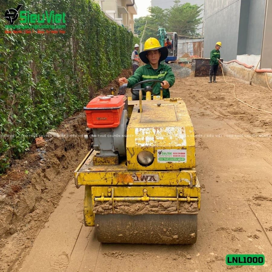 Thuê Tháng Xe lu rung nhỏ 1-1.2 tấn Nhật Bản - LNL12