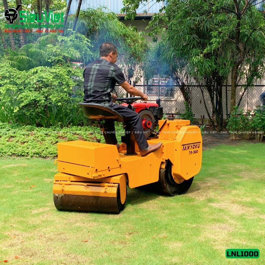 Thuê Tháng Xe lu rung nhỏ 1-1.2 tấn Nhật Bản - LNL12