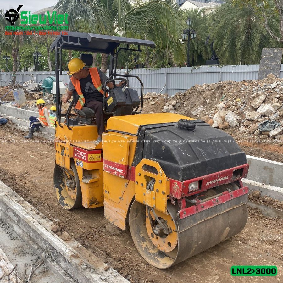 Thuê Ngày Xe lu rung nhỏ 2-3 Tấn Nhật Bản - LNL23