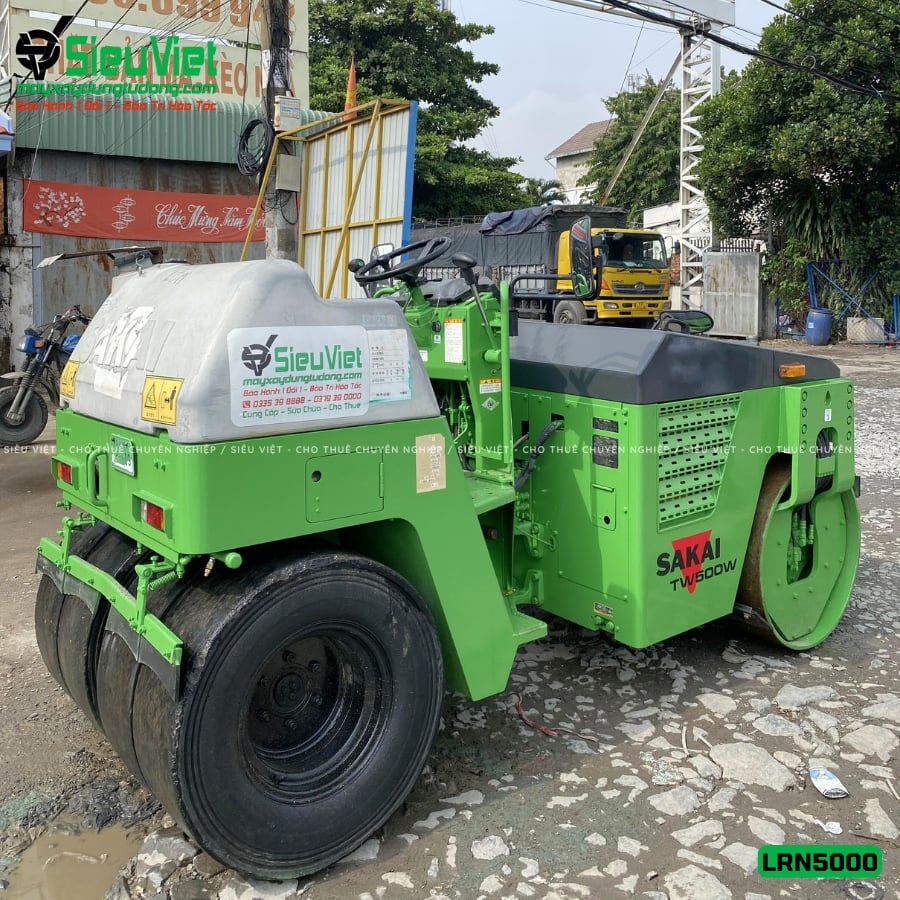 (Cho Thuê Ngày) Xe lu rung 5 > 7 Tấn Nhật Bản (Sakai, Hitachi, Bomag...)