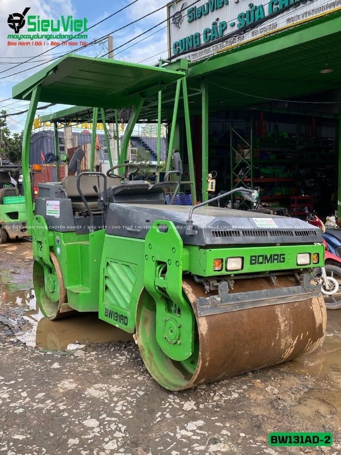 Xe lu rung nhỏ 4 tấn Bomag BW131AD-2 Đức (01513)