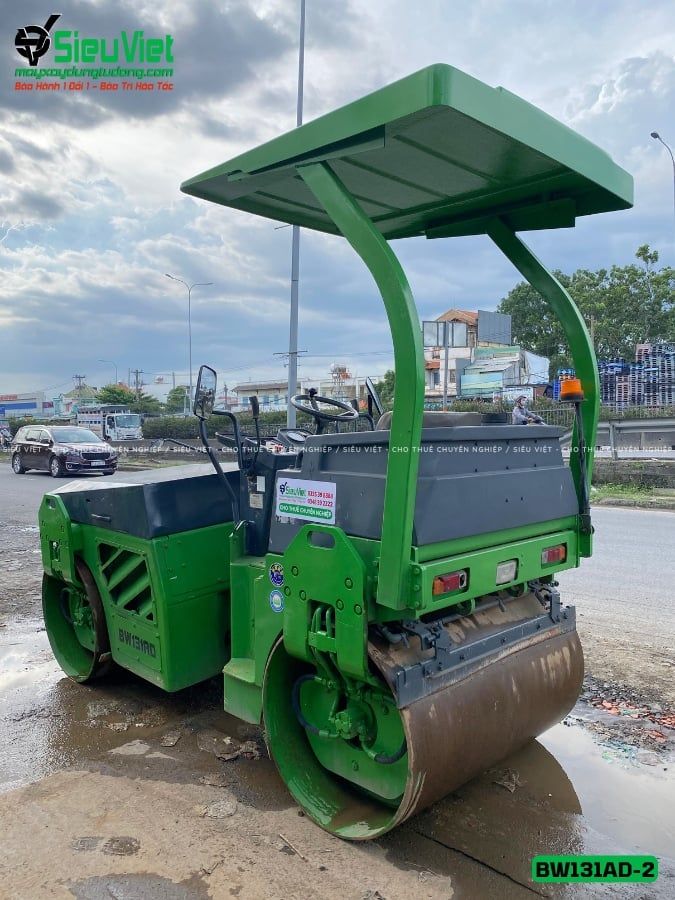 Xe lu rung nhỏ 4 tấn Bomag BW131AD-2 Đức (01513)