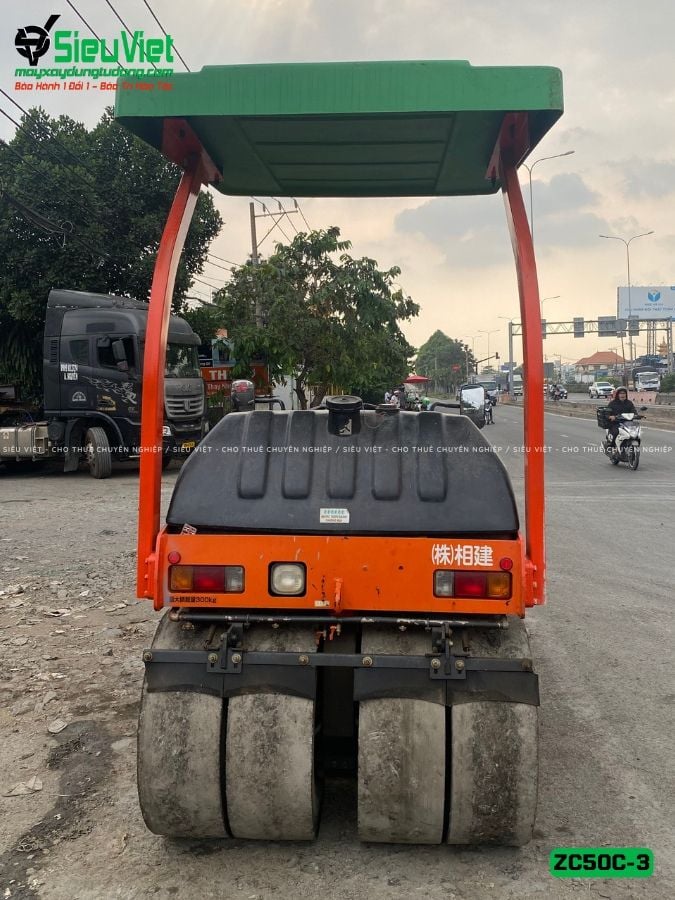 Xe lu rung nhỏ 3.6 tấn Hitachi ZC50C-3 Nhật Bản (34221)