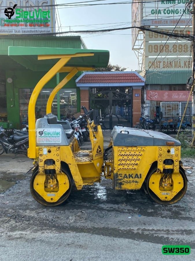 Xe lu rung nhỏ 2.8 tấn Sakai SW350 Nhật Bản (VSW1410252)