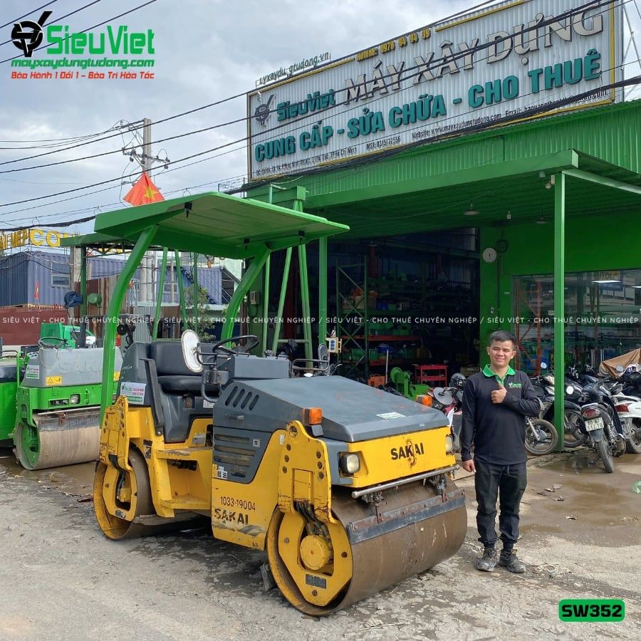 Xe lu rung nhỏ 2.8 tấn Sakai SW352 Nhật Bản (VSW3010160)