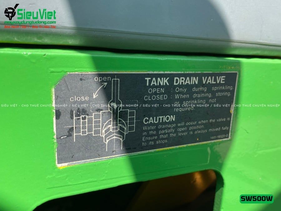Xe lu rung nhỏ 4 tấn Sakai SW500W Nhật Bản (VSW1810446)