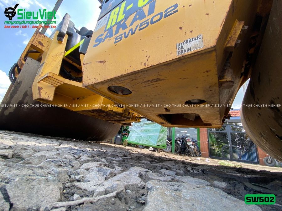 Xe lu rung nhỏ 4.1 tấn Sakai SW502 Nhật Bản (VSW3110168)