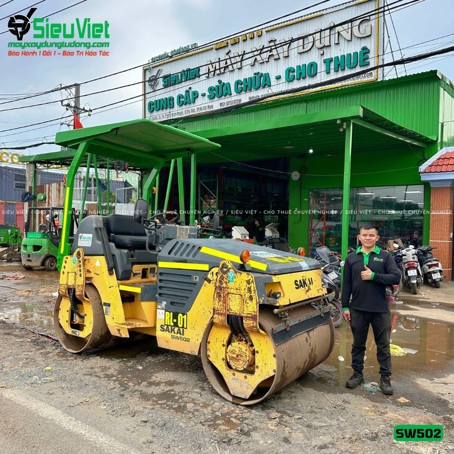 Xe lu rung nhỏ 4.1 tấn Sakai SW502 Nhật Bản (VSW3110168)
