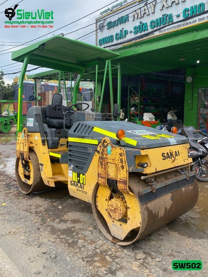 Xe lu rung nhỏ 4.1 tấn Sakai SW502 Nhật Bản (VSW3110168)