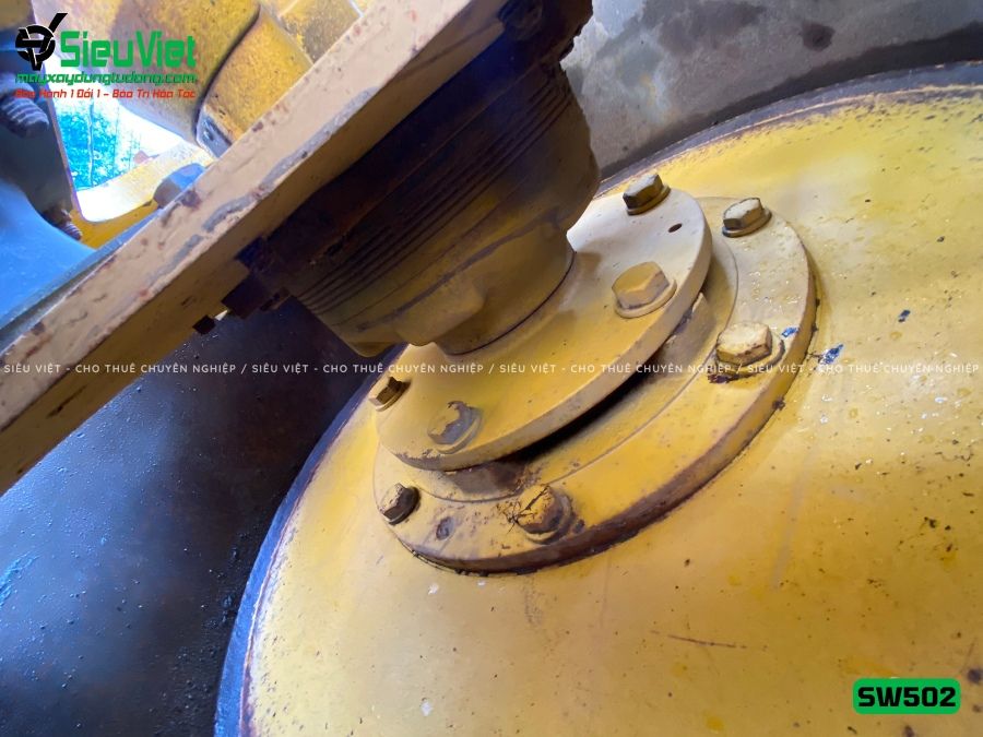Xe lu rung nhỏ 4.1 tấn Sakai SW502 Nhật Bản (VSW3110168)