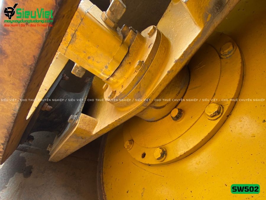 Xe lu rung nhỏ 4.1 tấn Sakai SW502 Nhật Bản (VSW3110168)