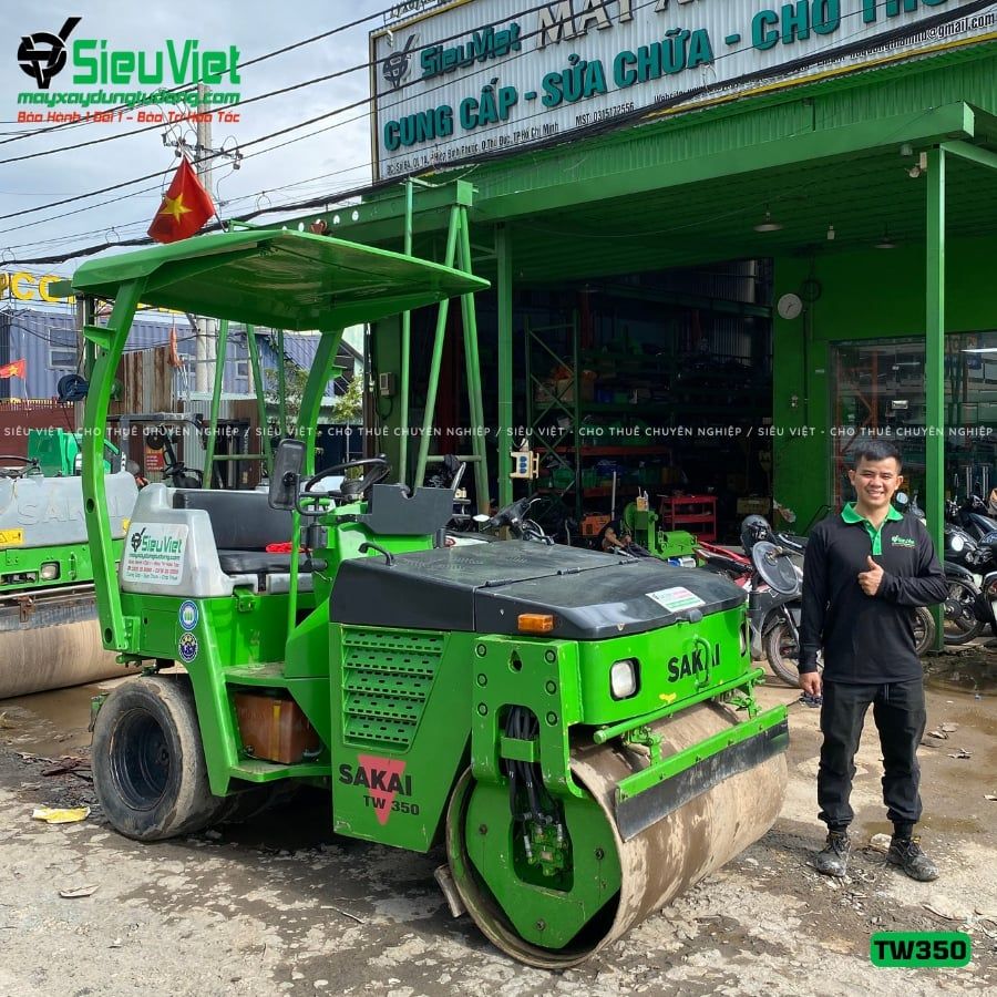 Xe lu rung nhỏ 2.5 tấn Sakai TW350-1 Nhật Bản (Năm 2000)