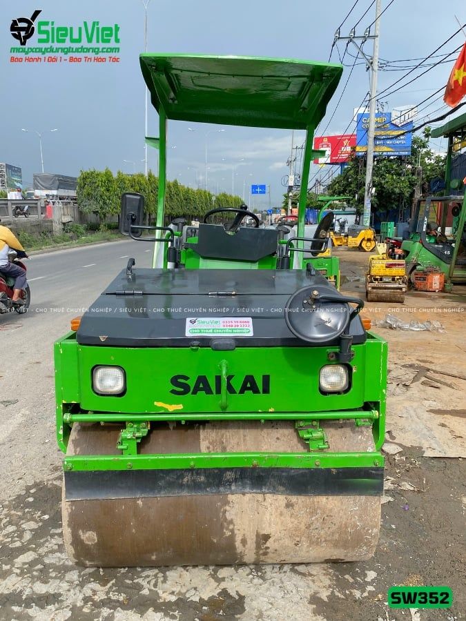 Xe lu rung nhỏ 2.5 tấn Sakai TW350-1 Nhật Bản (Năm 2000)