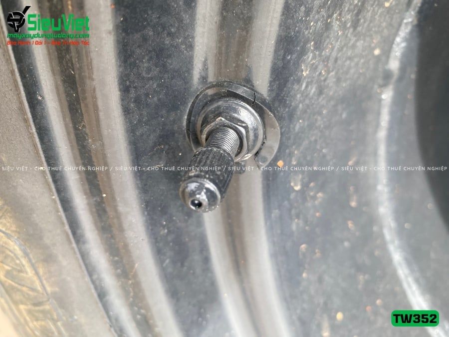 Xe lu rung nhỏ 2.5 tấn Sakai TW352 Nhật Bản (Năm 2005)