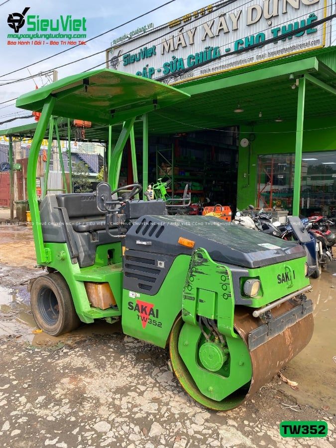 Xe lu rung nhỏ 2.5 tấn Sakai TW352 Nhật Bản (Năm 2005)