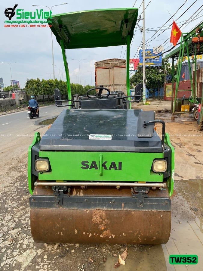 Xe lu rung nhỏ 2.5 tấn Sakai TW352 Nhật Bản (Năm 2005)