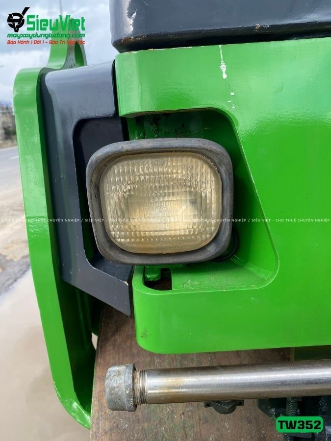 Xe lu rung nhỏ 2.5 tấn Sakai TW352 Nhật Bản (Năm 2005)