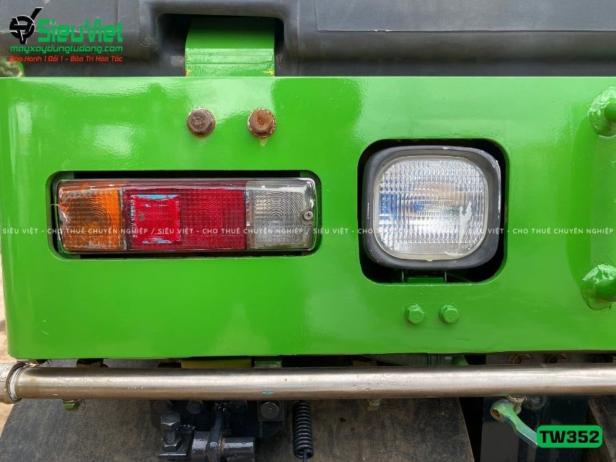 Xe lu rung nhỏ 2.5 tấn Sakai TW352 Nhật Bản (Năm 2005)