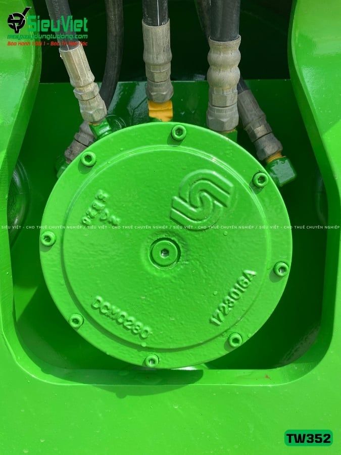 Xe lu rung nhỏ 2.5 tấn Sakai TW352 Nhật Bản (Năm 2005)