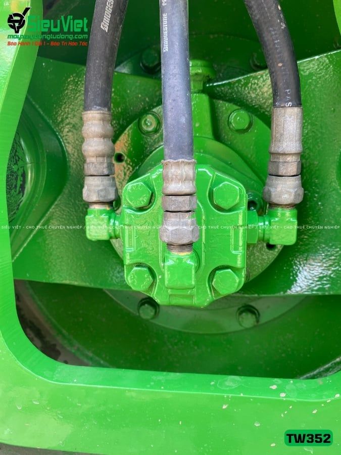 Xe lu rung nhỏ 2.5 tấn Sakai TW352 Nhật Bản (Năm 2005)