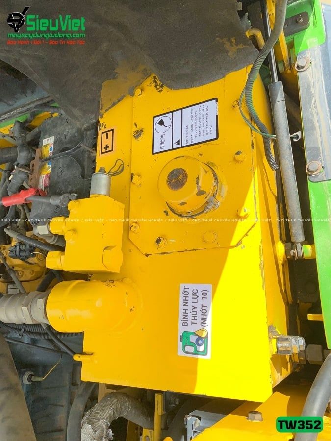 Xe lu rung nhỏ 2.5 tấn Sakai TW352 Nhật Bản (Năm 2005)