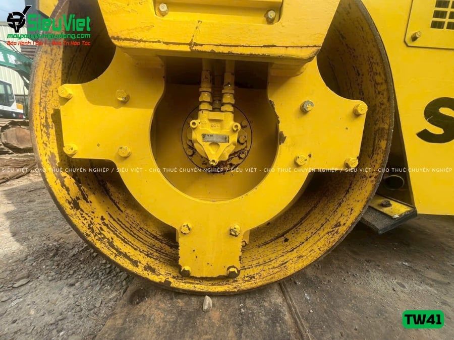 Xe lu rung nhỏ 3.3 tấn Sakai TW41 Nhật Bản (VTW212082)