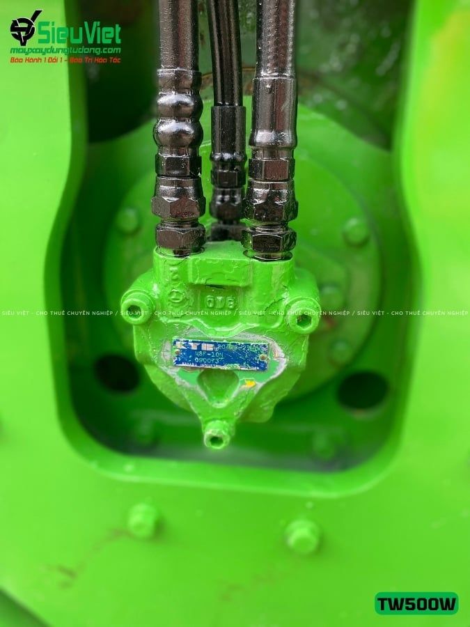 Xe lu rung nhỏ 3.3 tấn Sakai TW500W-1 Nhật Bản (VTW1520854)