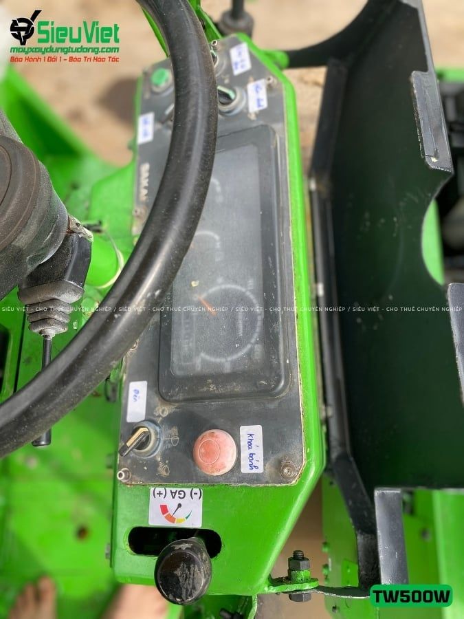 Xe lu rung nhỏ 3.3 tấn Sakai TW500W-1 Nhật Bản (VTW1520854)