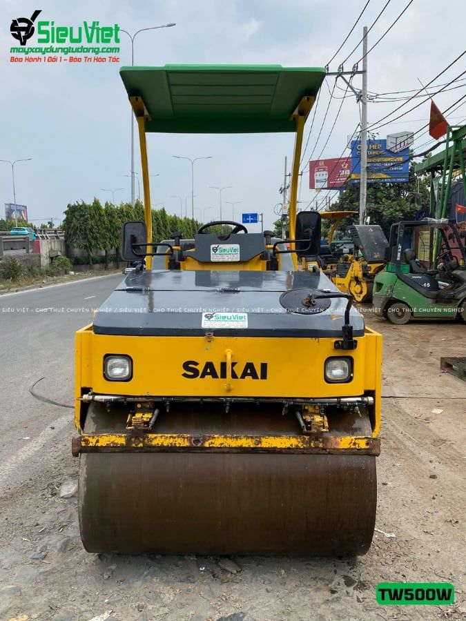 Xe lu rung nhỏ 3.6 tấn Sakai TW500W-1 Nhật Bản (VTW1521905)