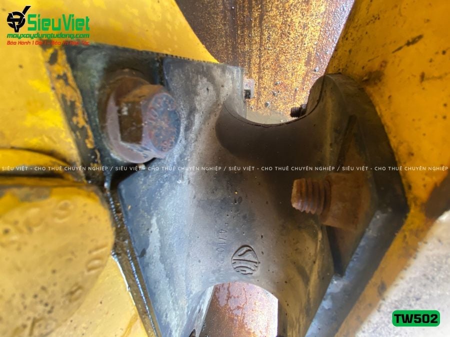Xe lu rung nhỏ 3.3 tấn Sakai TW502 Nhật Bản (VTW3110251)