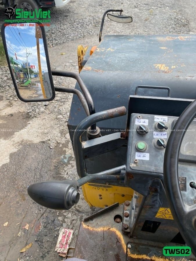 Xe lu rung nhỏ 3.3 tấn Sakai TW502 Nhật Bản (VTW3110251)
