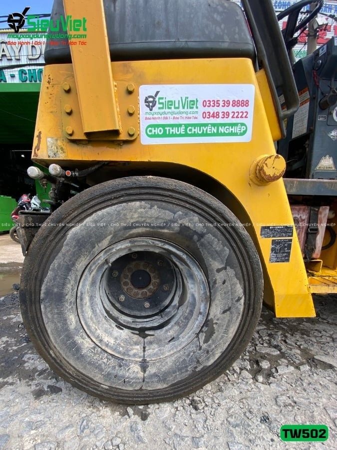 Xe lu rung nhỏ 3.3 tấn Sakai TW502 Nhật Bản (VTW3110251)