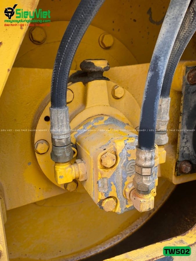 Xe lu rung nhỏ 3.3 tấn Sakai TW502 Nhật Bản (VTW3110251)