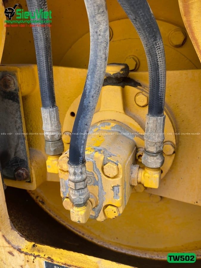 Xe lu rung nhỏ 3.3 tấn Sakai TW502 Nhật Bản (VTW3110251)