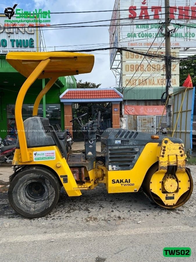 Xe lu rung nhỏ 3.3 tấn Sakai TW502 Nhật Bản (VTW3110251)