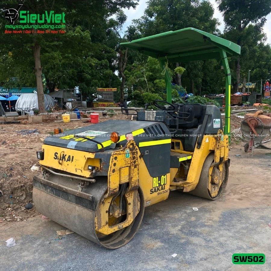 Xe lu rung nhỏ 4.1 tấn Sakai SW502 Nhật Bản (VSW3110168)