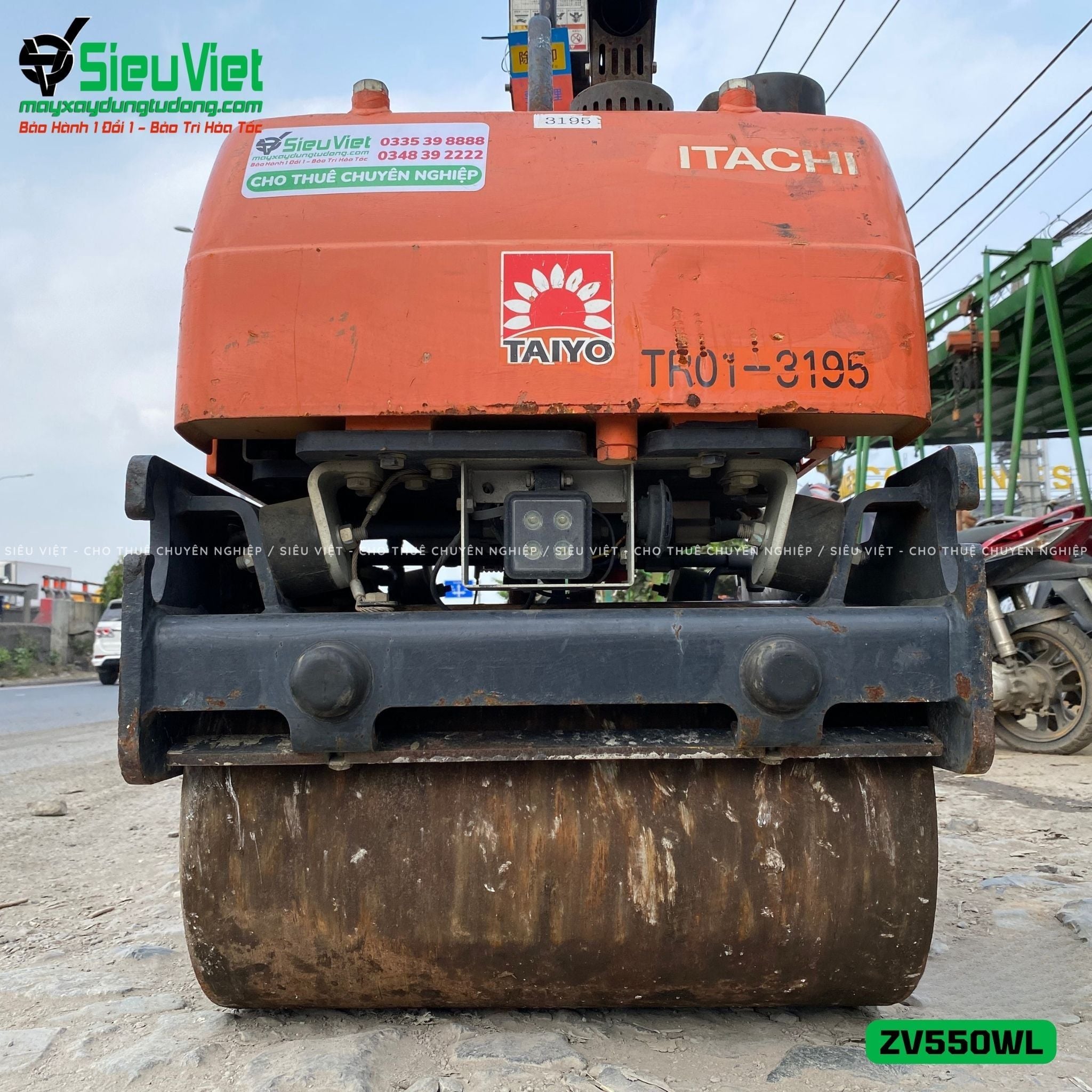Xe lu rung dắt tay 583Kg Hitachi ZV550WL Nhật Bản (10193)