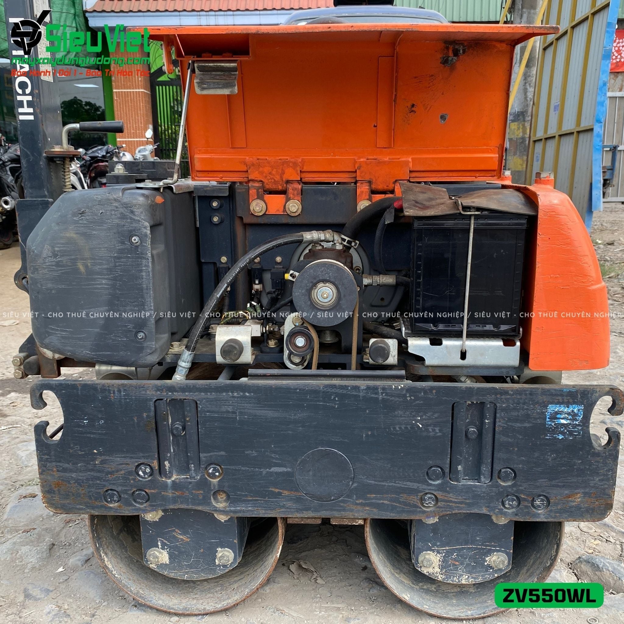 Xe lu rung dắt tay 583Kg Hitachi ZV550WL Nhật Bản (10193)
