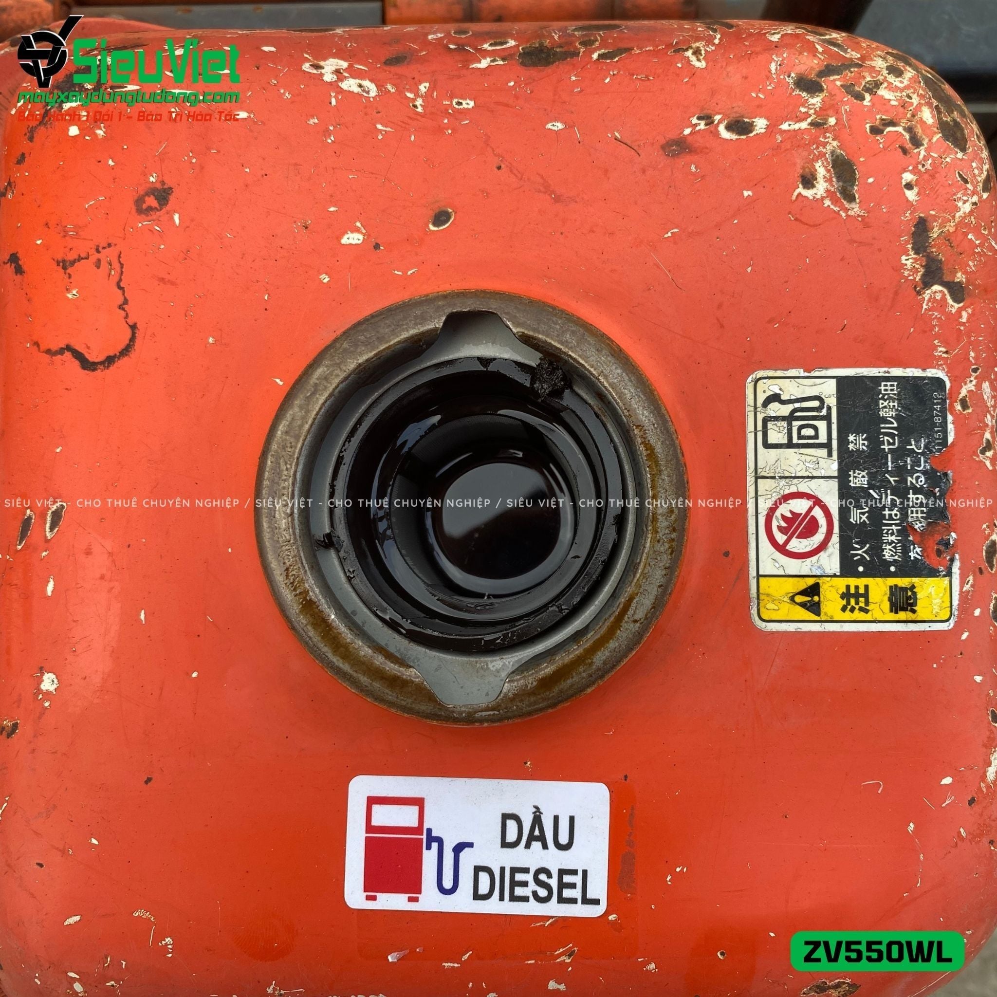 Xe lu rung dắt tay 583Kg Hitachi ZV550WL Nhật Bản (10193)