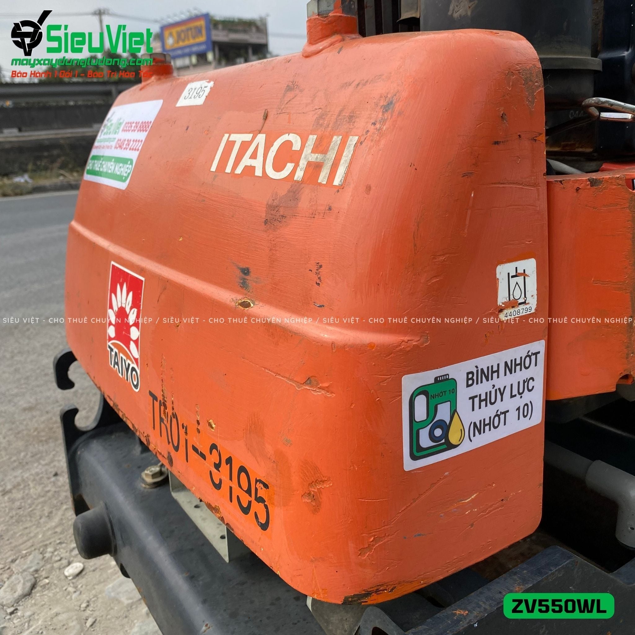 Xe lu rung dắt tay 583Kg Hitachi ZV550WL Nhật Bản (10193)