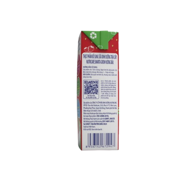 Sữa dinh dưỡng trái cây Nutricare Smarta Grow hương dâu 180ml (lốc 4 hộp)