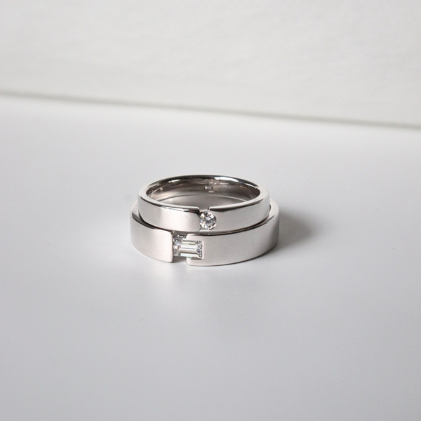 Nhẫn cưới đôi Skylen vàng trắng Moissanite – concept vuông tròn đất trời