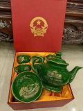  Bộ ấm chén Quốc hội Việt Nam Gốm Sứ Bát Tràng Dát Vàng In Logo BKCECN-10588 