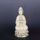  Tượng phật gốm quan âm phật bà chắp tay màu trắng  Cao  26 cm 