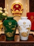  CẶP BÌNH GỐM TRẮNG XANH IN TỔNG BÍ THƯ – CHỦ TỊCH NƯỚC TÔ LÂM BKCECN-10596 