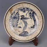  Đĩa Gốm Cổ Men Rạn Vẽ Tay Chim Công May Mắn BKCECN-10094 