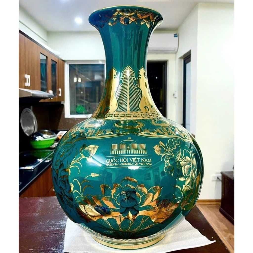  Bình Gốm Bát Tràng Vẽ Vàng In Logo Quốc Hội Việt Nam BKCECN-9677 