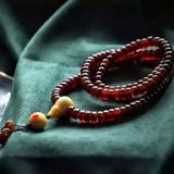  Vòng tay 108 Hạt Hổ Phách Huyết BKJECN-9337 